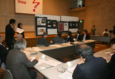 第４０回山梨広告賞　審査会の様子