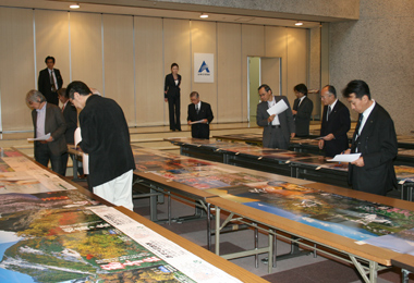 第４０回山梨広告賞　審査会の様子