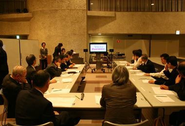 第４０回山梨広告賞　審査会の様子