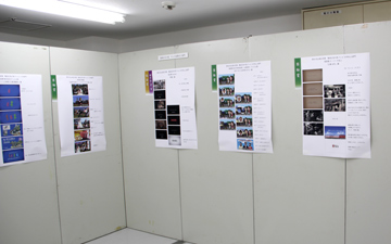 山梨広告賞入賞作品展の様子