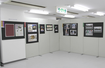 山梨広告賞入賞作品展の様子